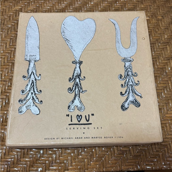 Vintage 1996 Michael Aram Silver Plate Serving Pieces I LOVE YOU Signed - Picture 1 of 15